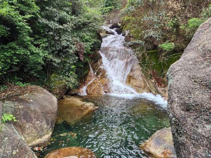 深度探索教育是为了更好地管教孩子还是帮助孩子?,全面聚焦最新热门话题!